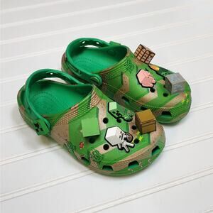 Crocs Kids Minecraft Classic Clogs/Sandals Size 13 Green